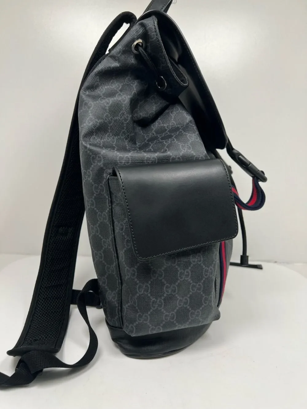 Gucci GG Supreme Men's Canvas Backpack in Black